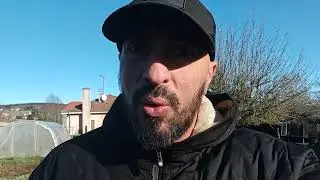 Les gendarmes de la honte. 