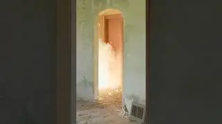 Вы можете купить этот пробивной заряд...