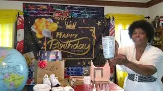 Showing my gifts 🎁 and looking👀 down 🧠memory lane on my Birthday 🎉