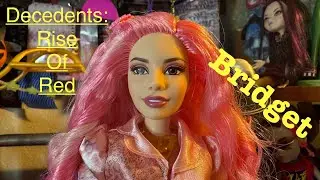 Mattel Disney Descendants: The Rise of Red Doll Bridget, Young Queen of Hearts (adult collector)