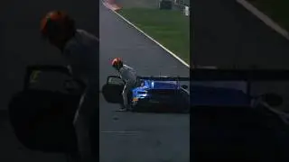 I feel sorry for you,Tough luck for Daan Arrow. 💔🥹 #motorsport #gtworldchallengeasia #porsche