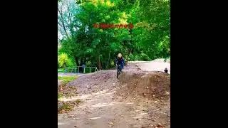 Letsshred Tiny Rock Mountainbike #mtb #mountainbike #downhill #trending #youtube #kidsvlogging #jump