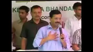 Delhi: Jung-Kejriwal tussle continues (Hindi)