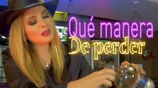 Silvia Mendivil - Qué Manera De Perder (Video Oficial)