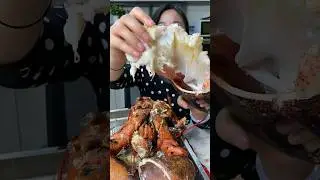 The Biggest Boston Lobster I've EVER SEEN !  Whole Roasted Lobster
