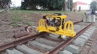 Hercules Self Propelled Track Jack