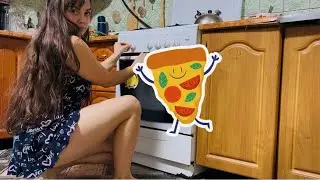 I'm making pizza/ cooking motivation 