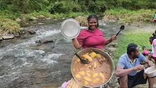 Суп из красного гороха и колотого гороха с клецками из маниоки. Настоящая старинная кухня | River...