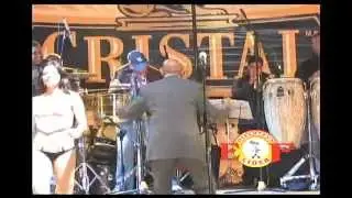 SONARON LOS CAÑONAZOS - OSCAR DE LEON EN VIVO EN LAMBAYEQUE - PERU