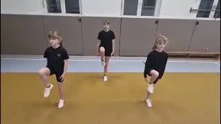 Cheerleading Jumps - Timer, Tuck Jump, Spread Eagle