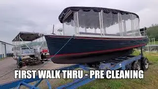2018 Duffy Suncruiser first walk thru before cleaning Captiva Boat Sales and Service with 6 hours