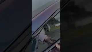 мое окно Теслы разбито