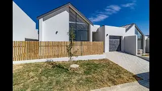 21233 Aquila Avenue Video