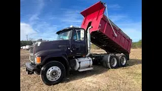 2000 Mack CH613 Tandem Axle Dump Truck (419,866 Miles)
