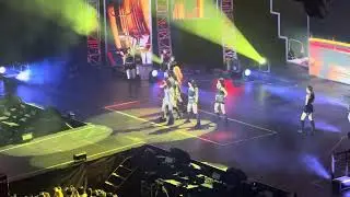 20250425 kflow itzy stage opening 