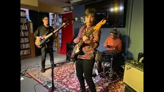 Lys Guillorn & Her Band at Best Video 12-11-21 