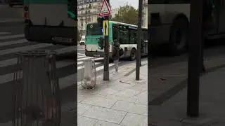 Bus 173 RATP - retournement du citelis Line n*3414 &agrave; Porte de Clichy