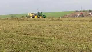 John Deere 6R + baling machine krone fortima 🔥💪