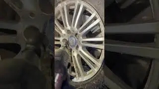 Metoda de extragere a prezoanelor antifur blocate in janta - Sudura unei piulite de tip MIG/MAG