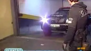 Casal nardoni se entrega a pris&atilde;o