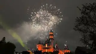 Disneyland Fireworks New Years Eve 12/31/2025 4K