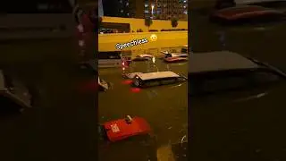 Sheikh Zayed Road, Rain Flooding Dubai #storm #flood #dubai #short