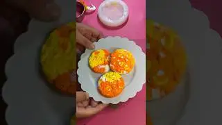 Let&rsquo;s Fake Bake easy Candy Corn Cookies with a silicone mold! #fakebake #candycorn #peepthisyall