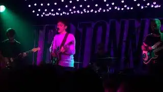 Ten Tonnes - The cracks between