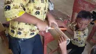 Membuat celengan dari pipa kardus dari sisa banner