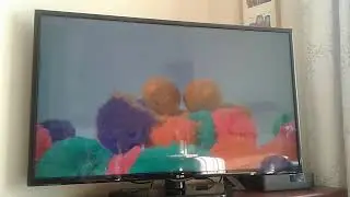 Twirlywoos - Chickedy and Chick Cuddling Pom Poms