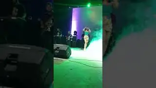 BERBEZA KASTA, RINDY ANTIKA, LA ROSA YUNIOR