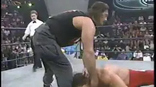 Michael Wallstreet vs. Chris Benoit [1997-10-26]