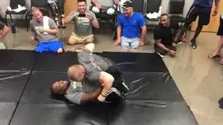 A Little Legless Wrestling || ViralHog