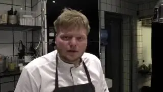 Расмус Манк готовит свою фирменную пепельницу с крабом в Alchemist