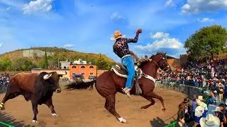 TOROS BRAVOS BUSCA CABALLOS!! JARIPEO EN LA PUERTA DE JARIPITIRO MICHOACAN DIC 2025 NATALY ALCANTAR