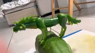 Vegetable carving jalape&ntilde;o horse