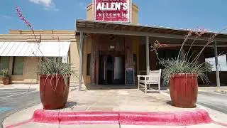 Paloma Lake Austin - Realty Austin Neighborhood Profile