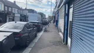 Leyton Station 14 min to walk
