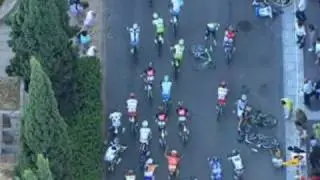 Dean crashes with 3 km left from Universal Sports