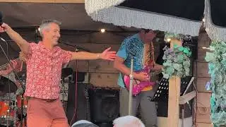 STATIC CHARGE: Wonderwall (Oasis)