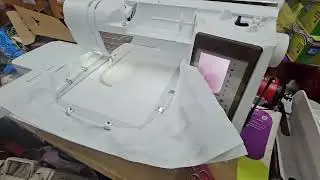 Husqvarna viking Topaz 50 computer embroidery Live demo