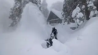 Record California Snow Leaves Residents Trapped In Their Homes -M5.8 Solar Flare -New Electric Comet
