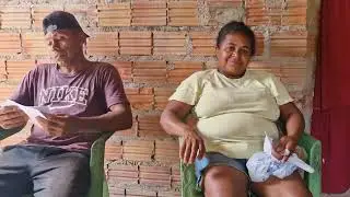 DONA PRETA NÃO TÁ RECEBE AJUDA E VAI O MÉDICO 