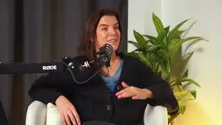 S03E16 - Laura Farrington: Meditation & Yoga helping to slow your mind down and live a happier life.