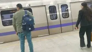Delhi Metro Violet Line (Line 6) #metrostation