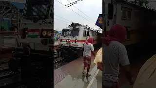 #Kamakhya Ranchi Express#platform #train #station #travel #publictransport #indianrailways
