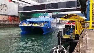 Cotaijet Austal 47.5m M.V. Di Moda Square 名都廣場 berths Macau Ferry Terminal HK no.4