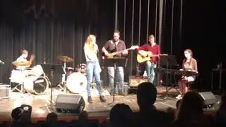 Margot &ldquo;Hey Jude&rdquo;