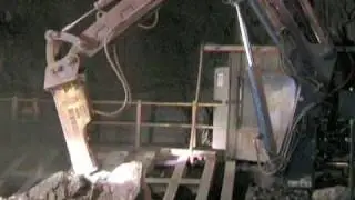 Pedestal Rock Breaker Boom Video