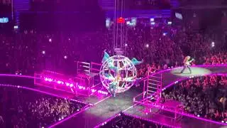 Katy Perry - Madrid (11/11/2025) - I Kissed A Girl